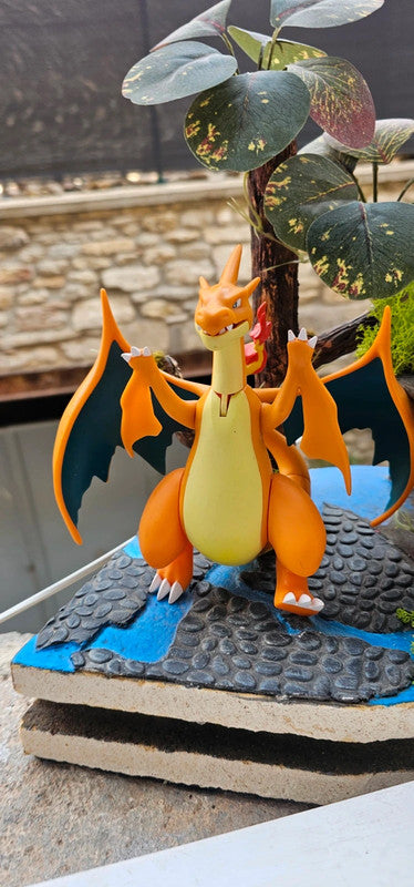 Super grande figurine Pokemon Nintendo tomy Mega-Dracaufeu