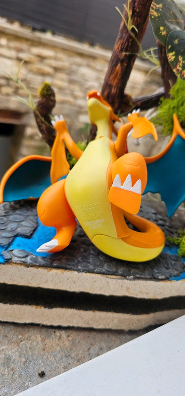 Super grande figurine Pokemon Nintendo tomy Mega-Dracaufeu