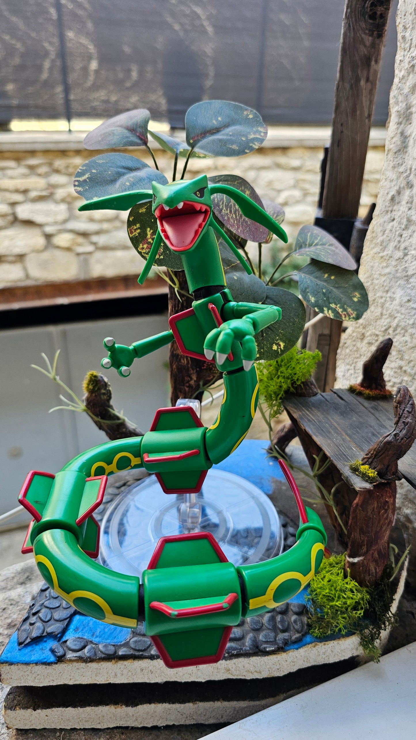 Super grande figurine Pokemon Nintendo Rayquaza