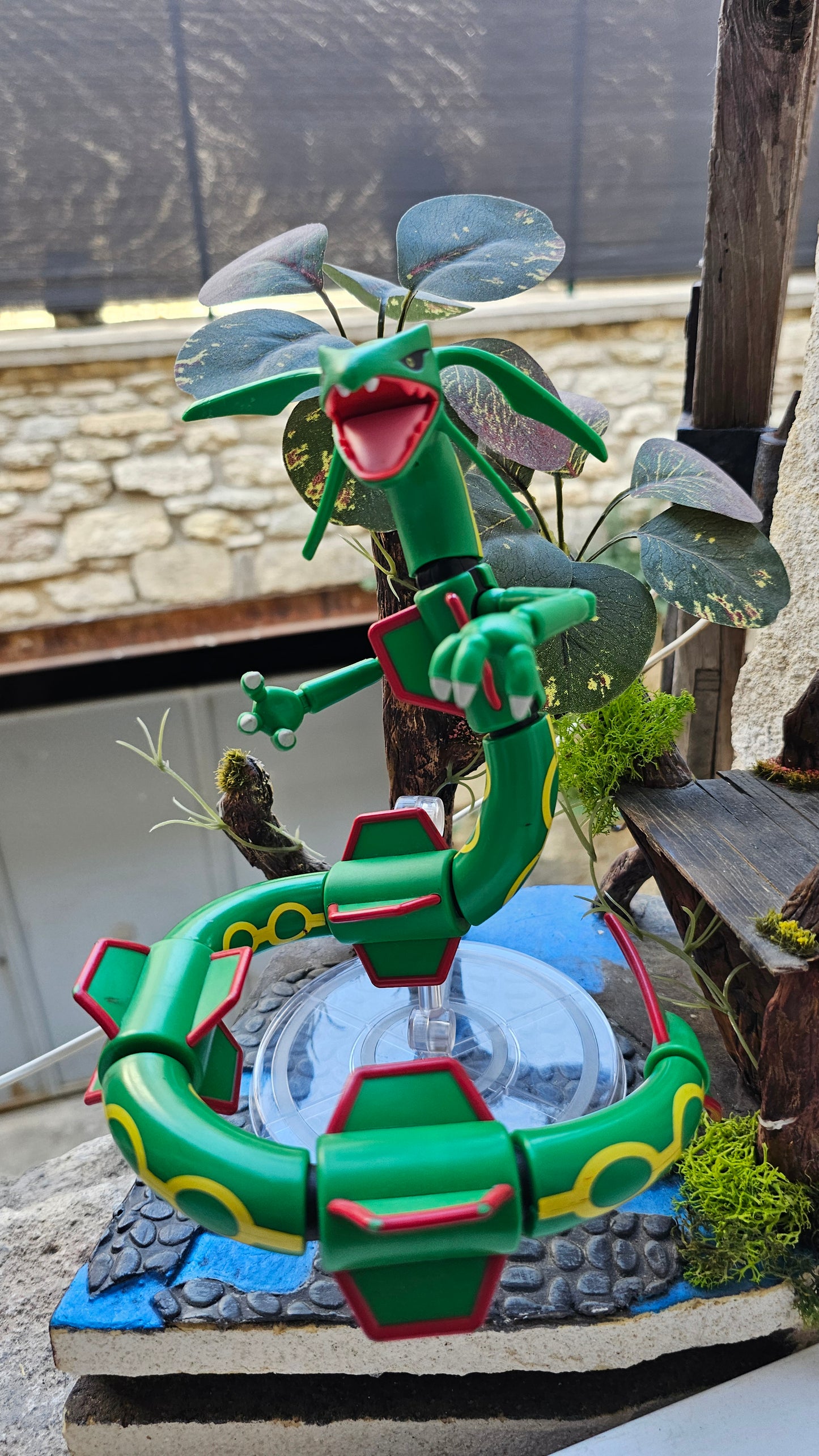 Super grande figurine Pokemon Nintendo Rayquaza