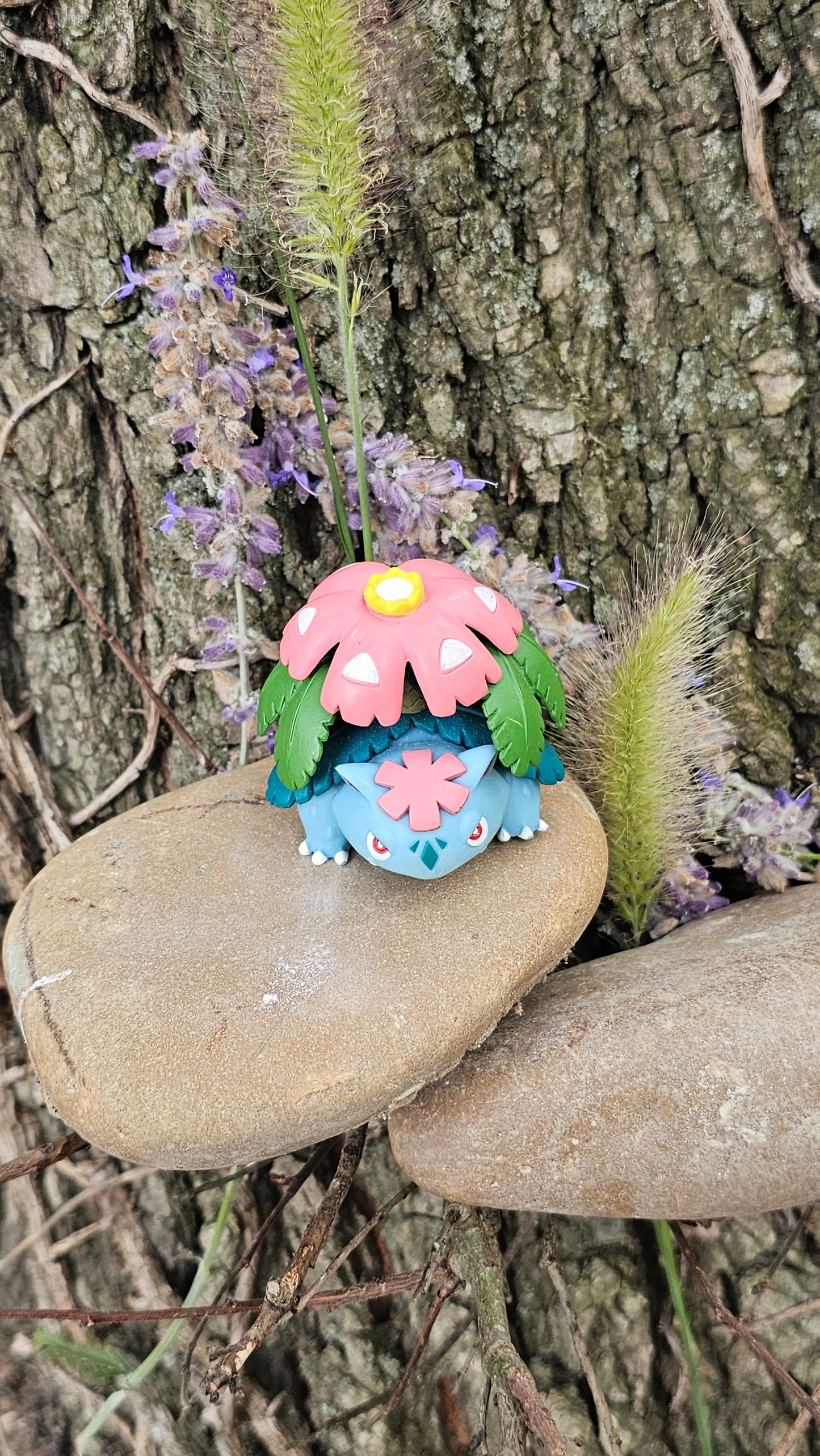 Super figurine Pokemon Nintendo tomy Mega-florizarre