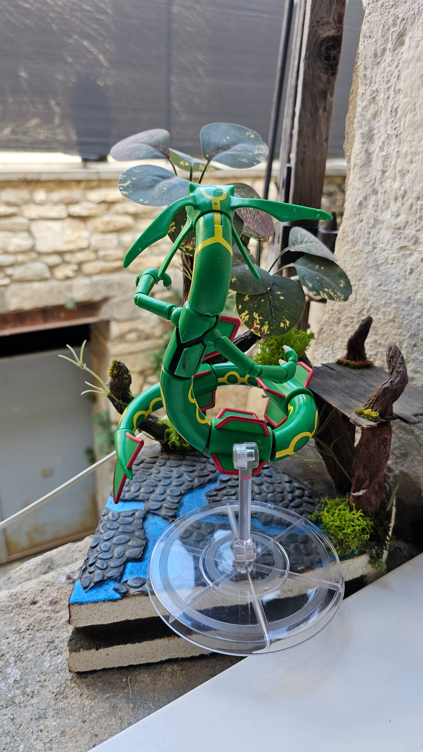 Super grande figurine Pokemon Nintendo Rayquaza