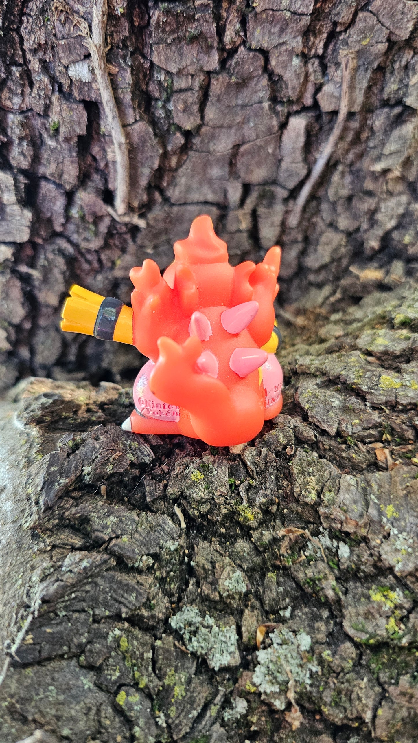 Figurine Pokemon Nintendo finger puppet Maganon