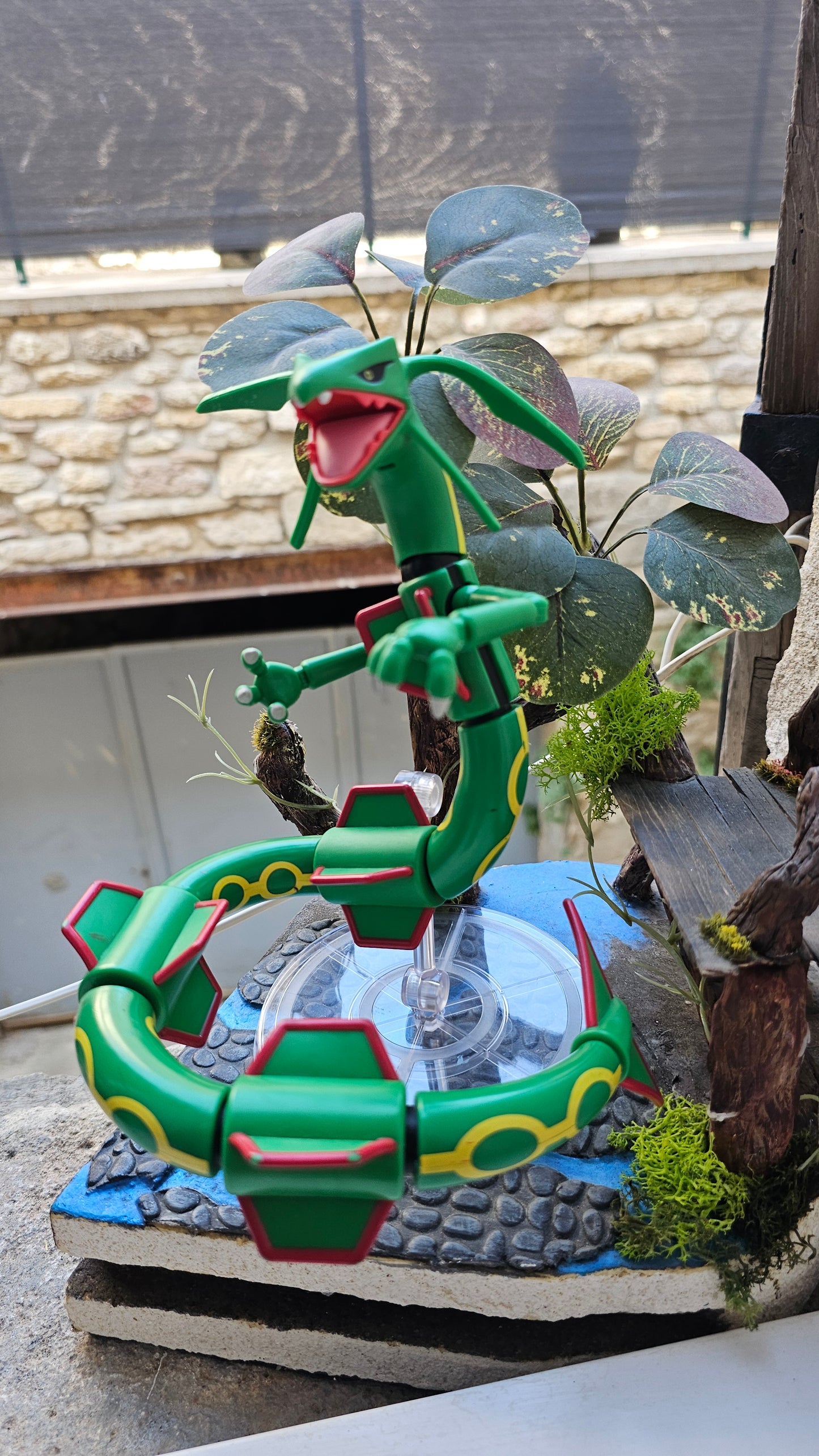 Super grande figurine Pokemon Nintendo Rayquaza