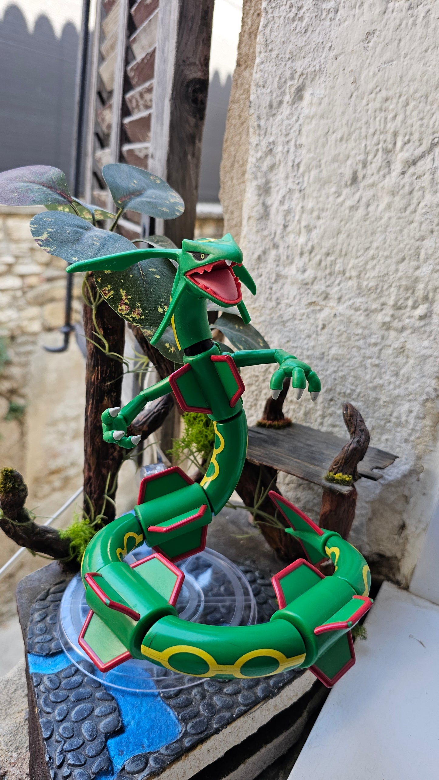 Super grande figurine Pokemon Nintendo Rayquaza