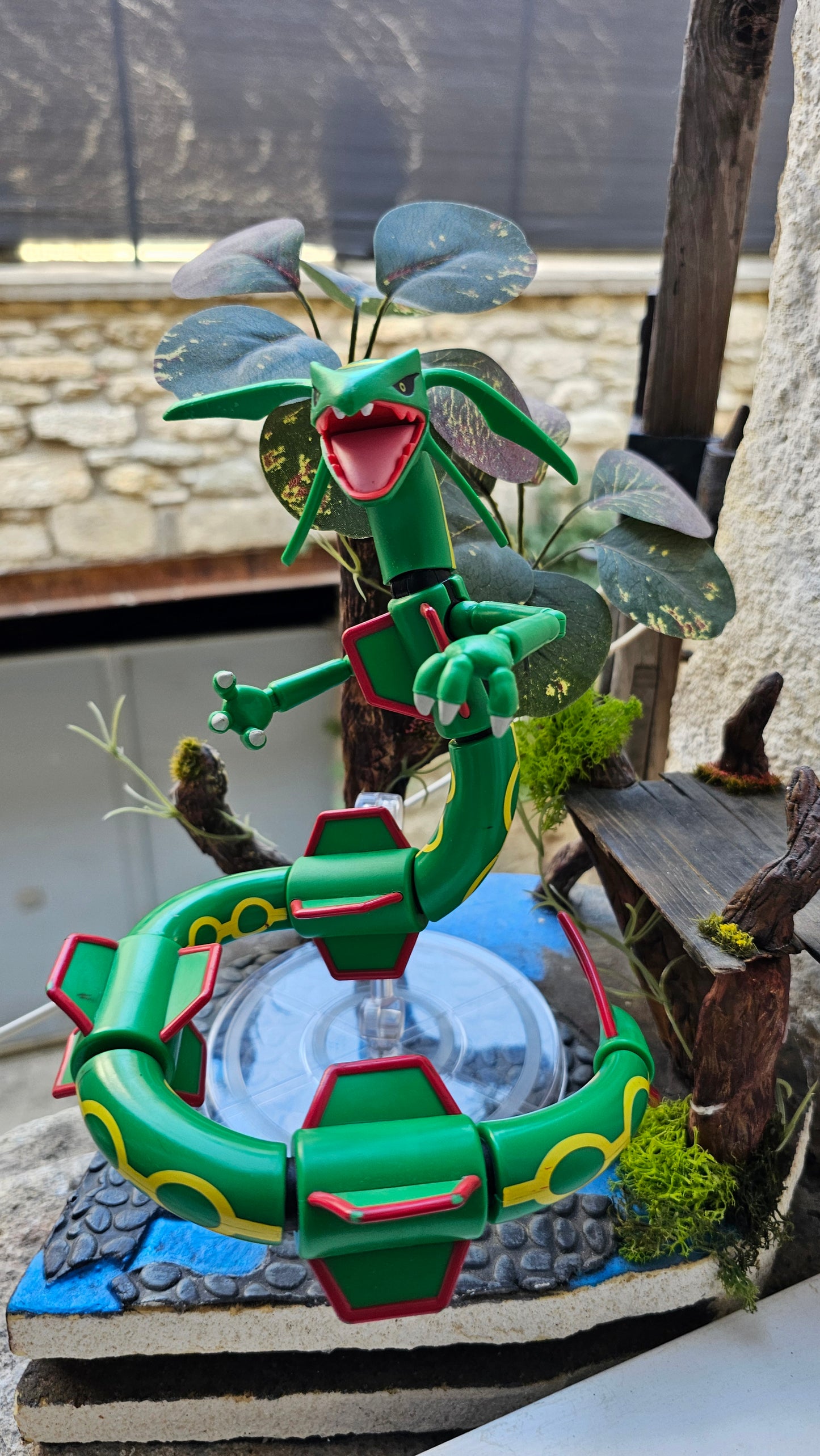 Super grande figurine Pokemon Nintendo Rayquaza