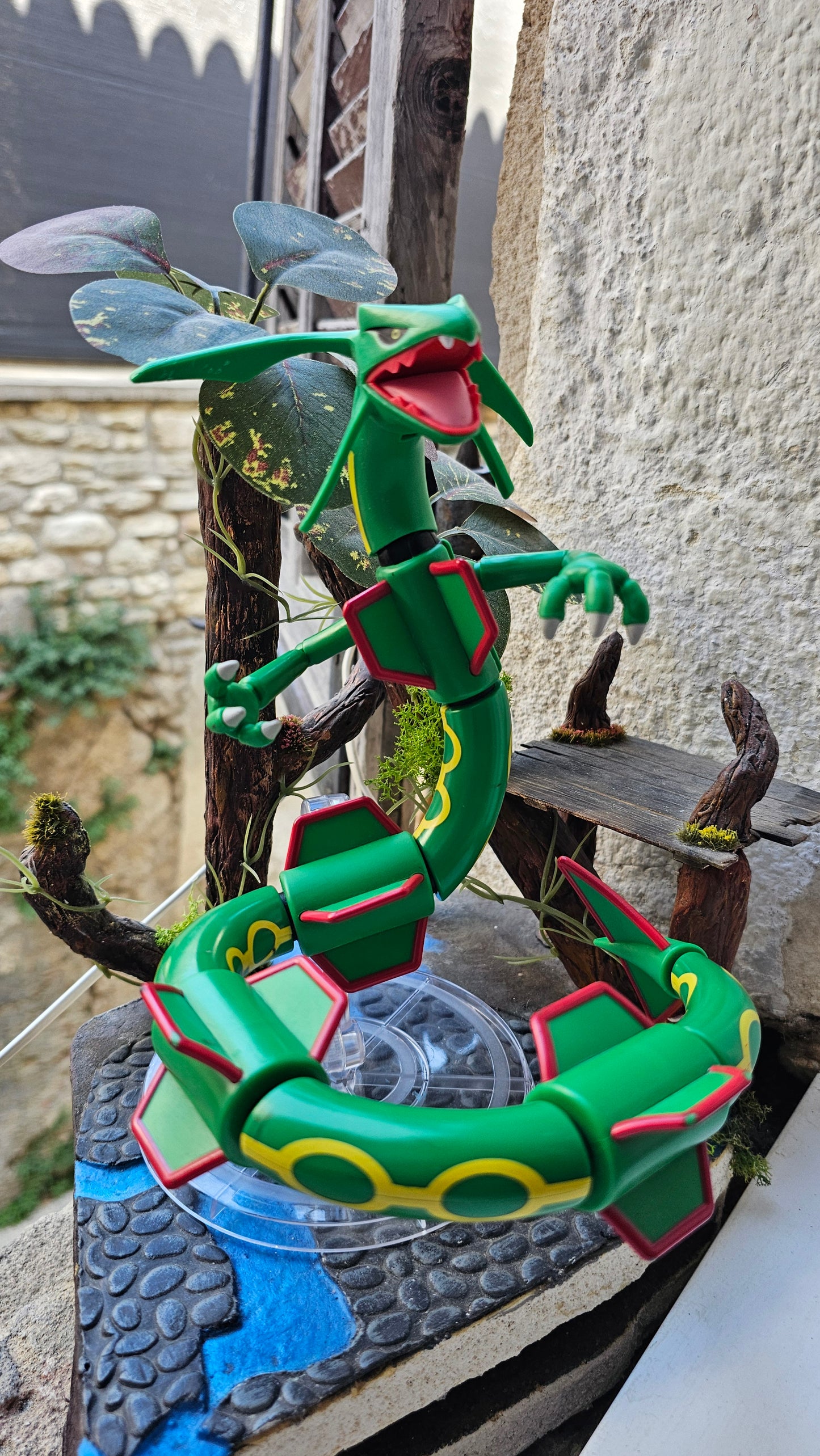Super grande figurine Pokemon Nintendo Rayquaza