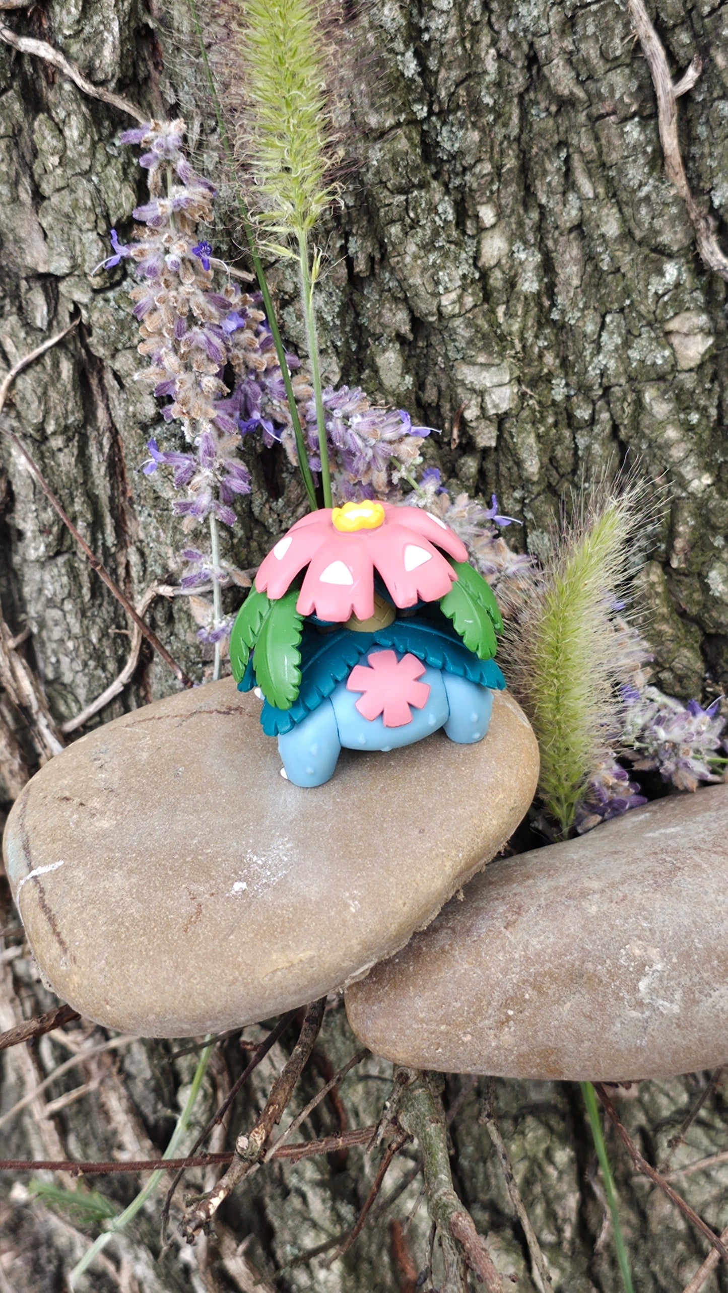 Super figurine Pokemon Nintendo tomy Mega-florizarre