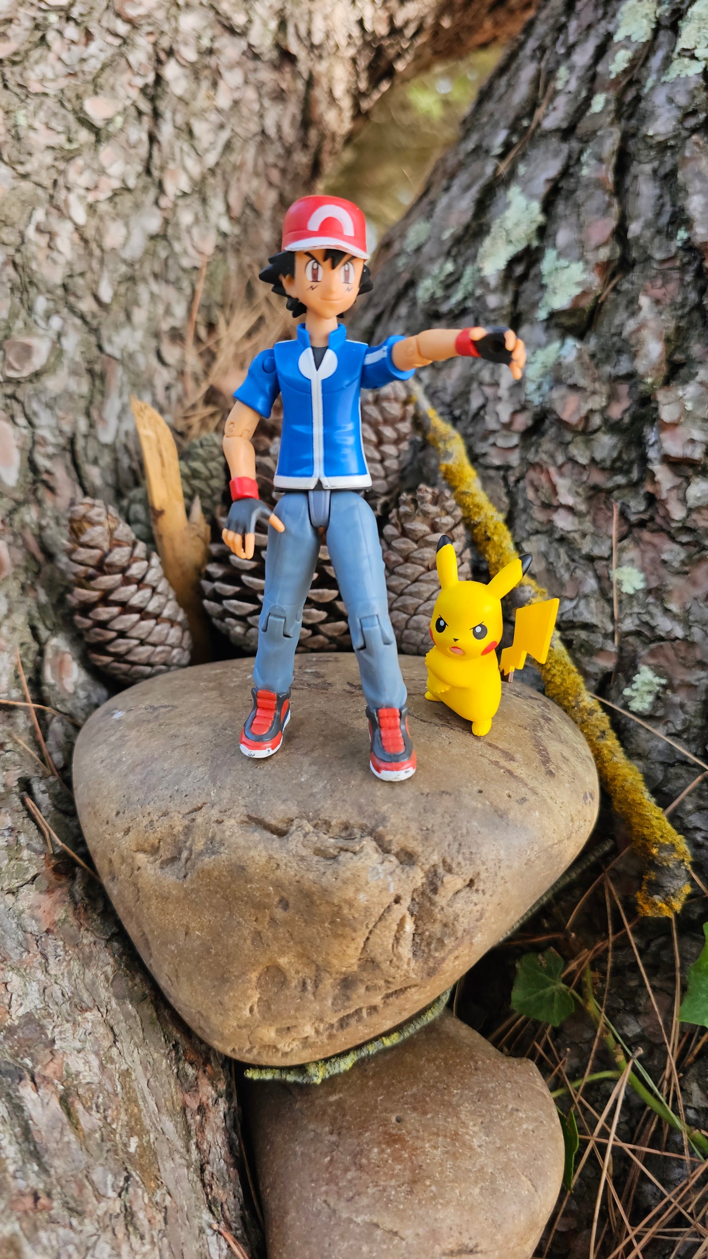 Figurine Pokemon Nintendo tomy Sacha et son Pikachu