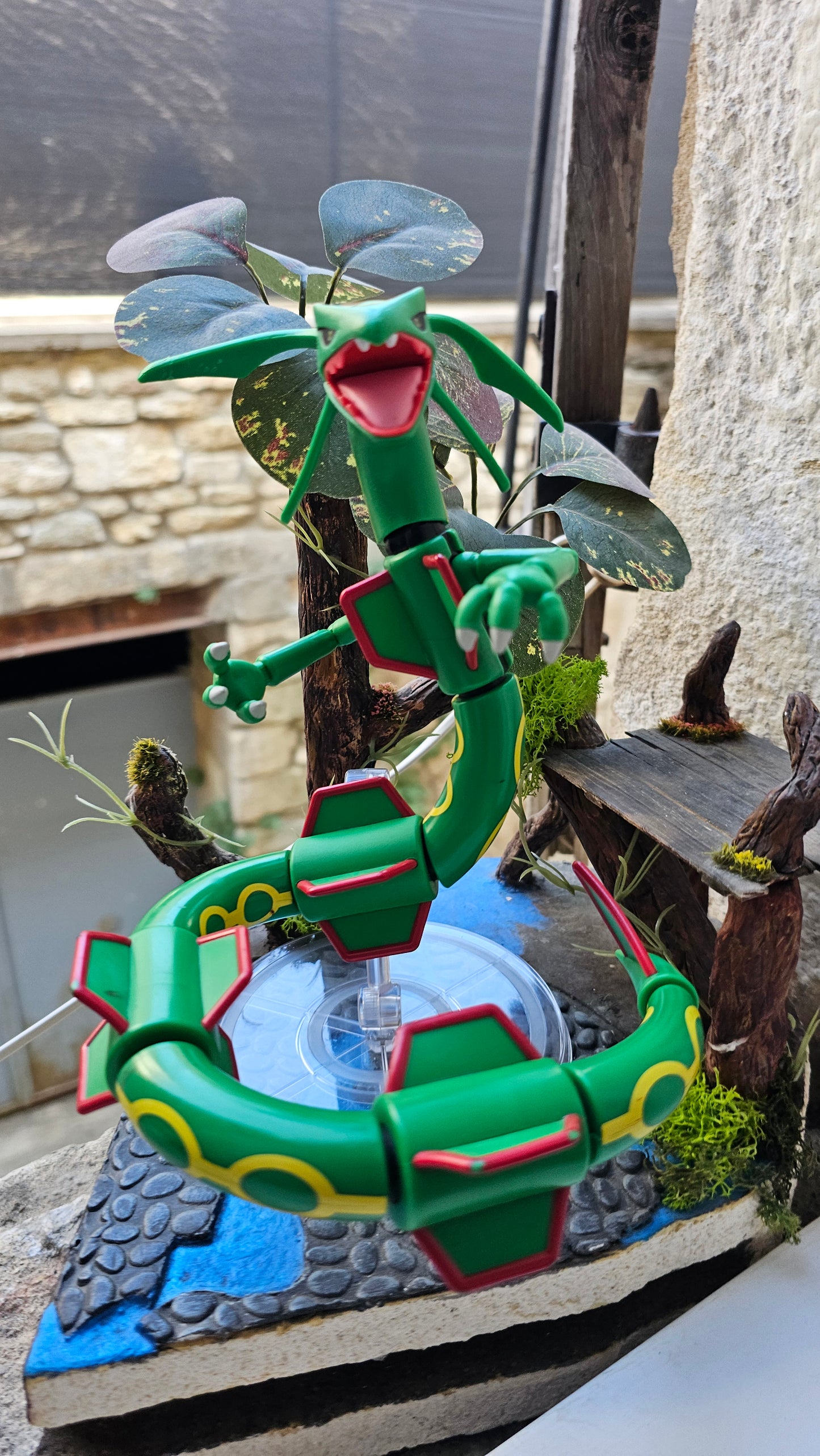 Super grande figurine Pokemon Nintendo Rayquaza