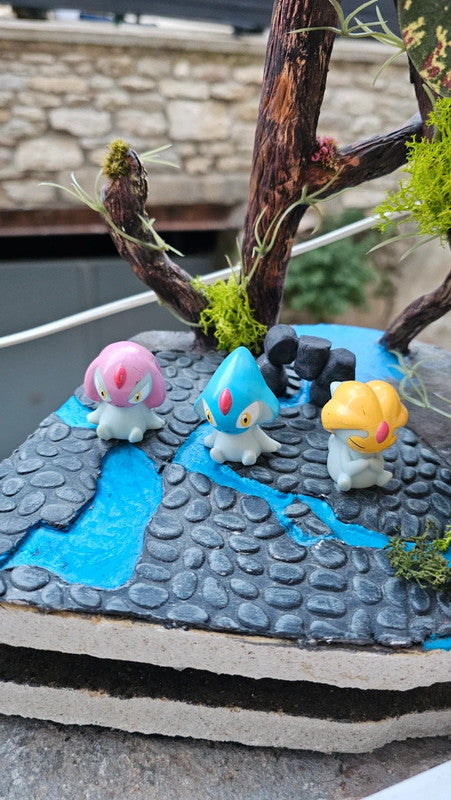 Super figurine Pokemon Nintendo finger puppet les 3 légendaire Crehelf crefadet Crefollet