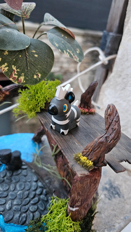 Super figurine Pokemon Nintendo finger puppet zebibron