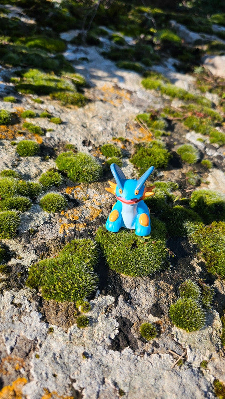 Super figurine Pokemon Nintendo finger puppet lagron