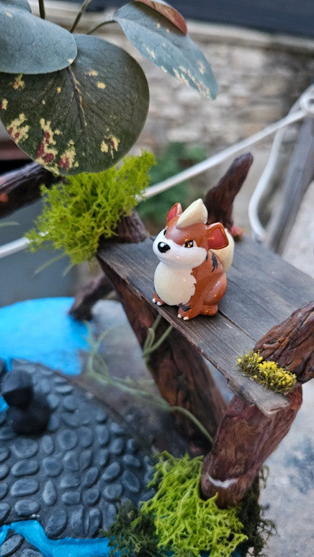 Super figurine Pokemon Nintendo tomy C.G.T.S.J caninos