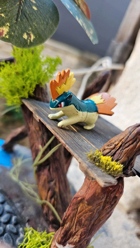 Super figurine Pokemon Nintendo tomy C.G.T.S.J feurisson