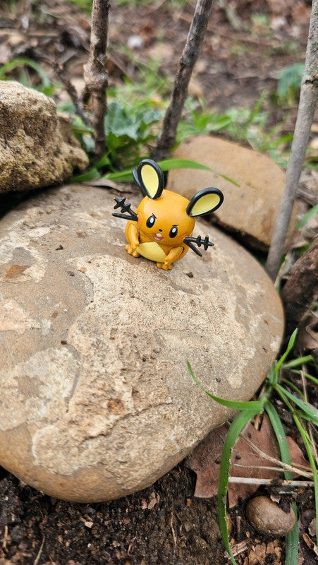 Super figurine Pokemon Nintendo tomy Dedenne