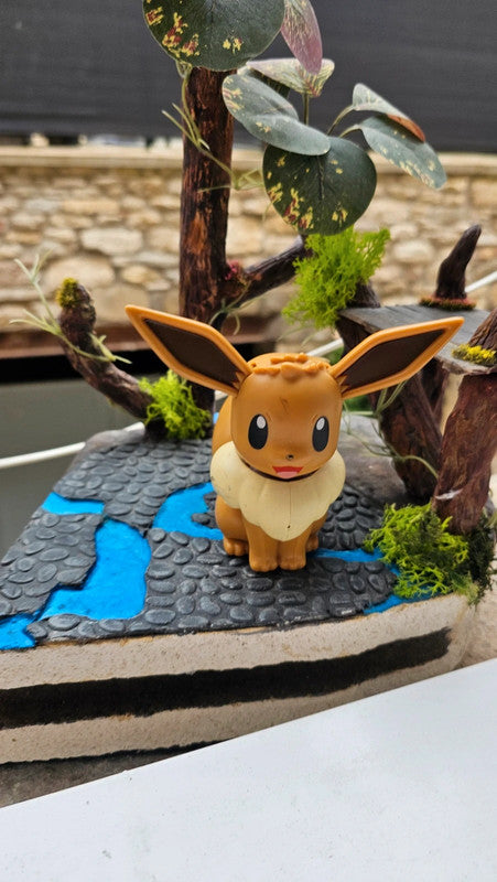 Super figurine Pokemon Nintendo Évoli interactif