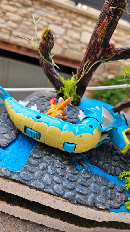 Super figurine Pokemon Nintendo Leviator et son chimpenfeu