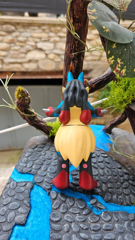 Super figurine Pokemon Nintendo mega-lucario