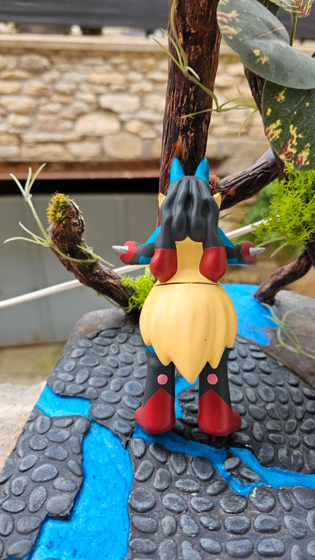 Super figurine Pokemon Nintendo mega-lucario