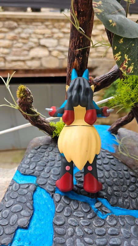 Super figurine Pokemon Nintendo mega-lucario