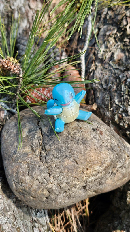 Super figurine Pokemon Nintendo Carapuce effet brillant