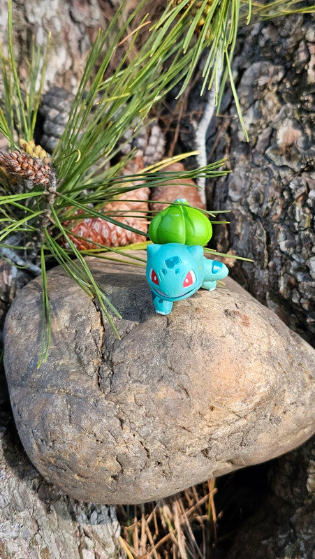 Super figurine Pokemon Nintendo tomy Bulbizarre