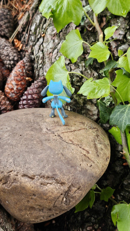 Super figurine Pokemon Nintendo tomy riolu