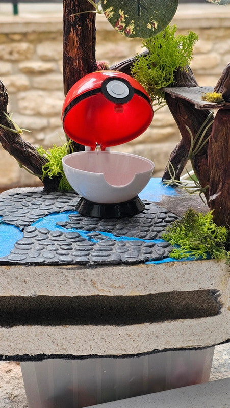 Super pokeball figurine Pokemon