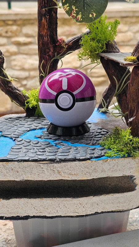 Super pokeball figurine Pokemon