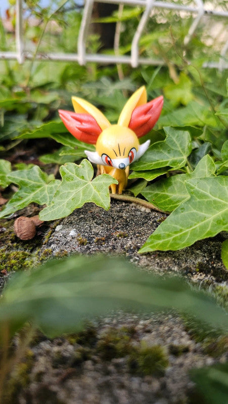 Super figurine Pokemon Nintendo Feunec