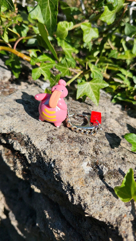 Super figurine Pokemon Nintendo coudlangue porte clé