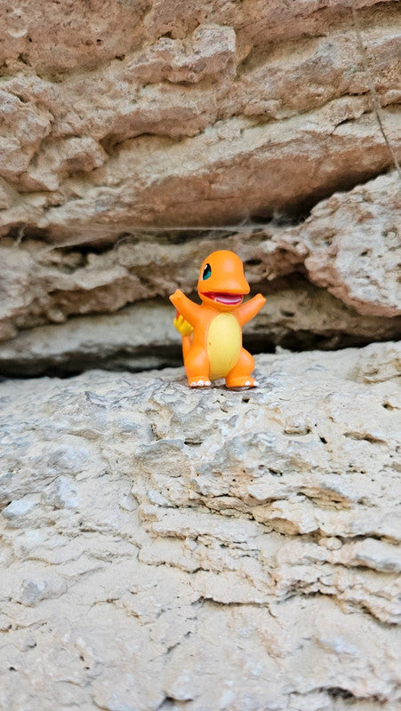 Super figurine Pokemon Nintendo tomy Salameche