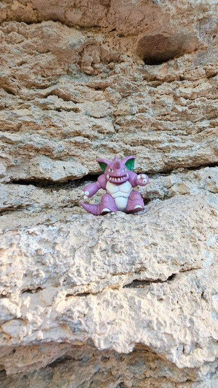 Super figurine Pokemon Nintendo tomy C.G.T.S.J nidoking