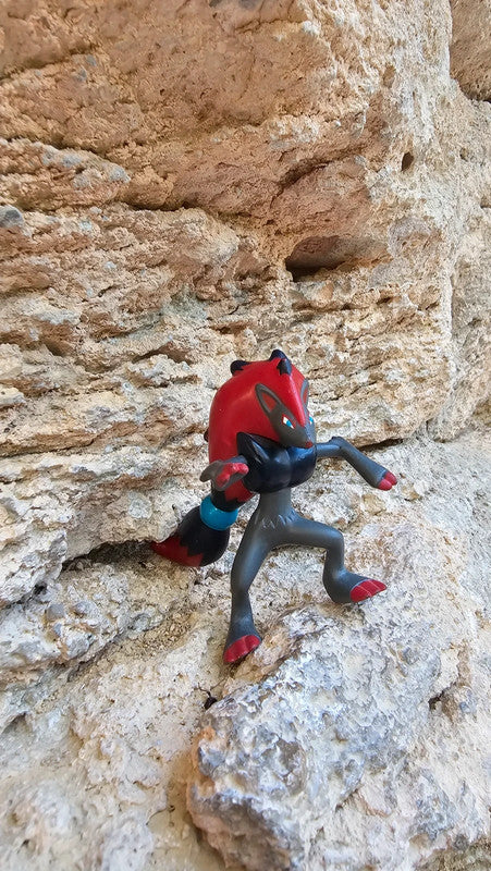 Super figurine Pokemon Nintendo zoroark
