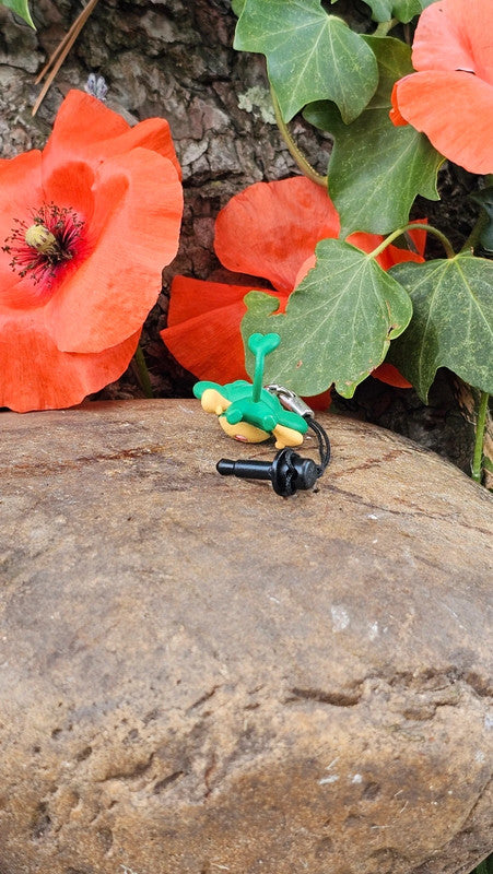 Super petite figurine Pokemon Nintendo porte clé feuillajou