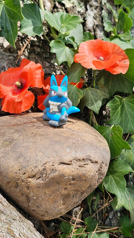 Super figurine Pokemon Nintendo finger puppet lucario