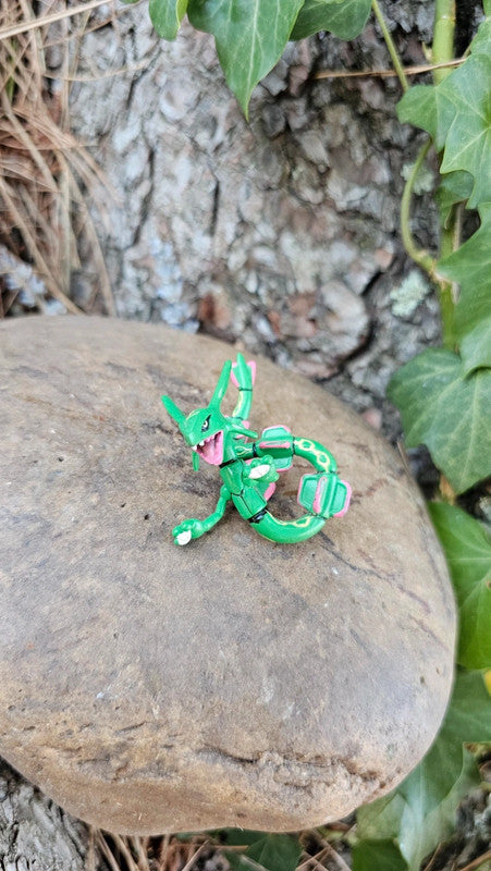 Super figurine Pokemon Nintendo rayquaza