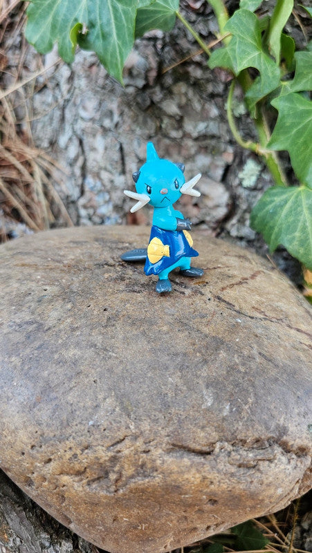 Super figurine Pokemon Nintendo tomy mateloutre