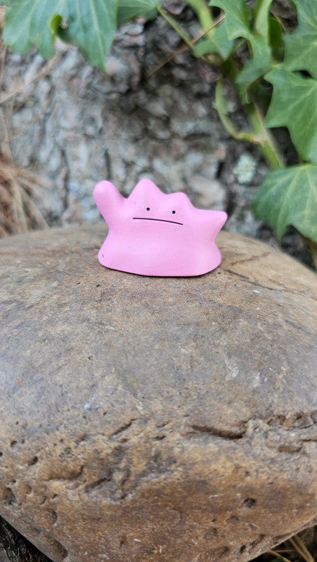 Super figurine Pokemon Nintendo tomy Métamorph