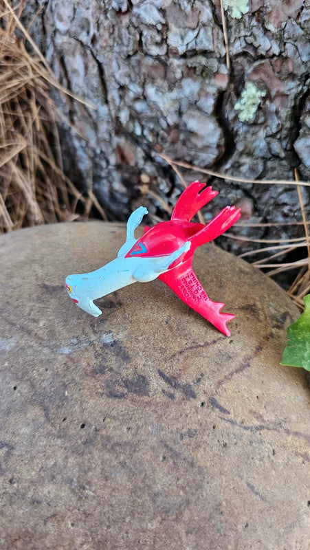 Super figurine Pokemon Nintendo tomy C.G.T.S.J latias