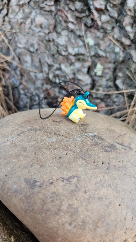 Super petite figurine Pokemon Nintendo porte clé hericendre