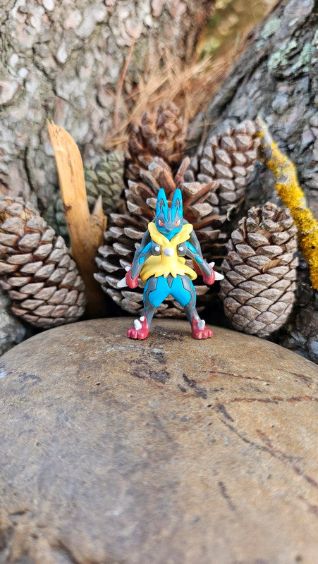 Super figurine Pokemon Nintendo tomy mega-lucario
