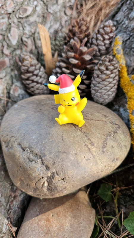 Super figurine Pokemon Nintendo pikachu Noël