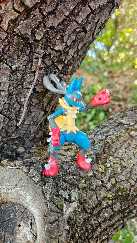 Super figurine Pokemon Nintendo lucario