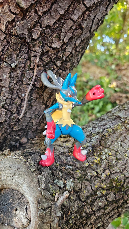 Super figurine Pokemon Nintendo lucario