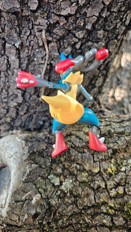 Super figurine Pokemon Nintendo lucario