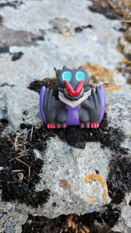 Super figurine Pokemon Nintendo finger puppet bruyverne