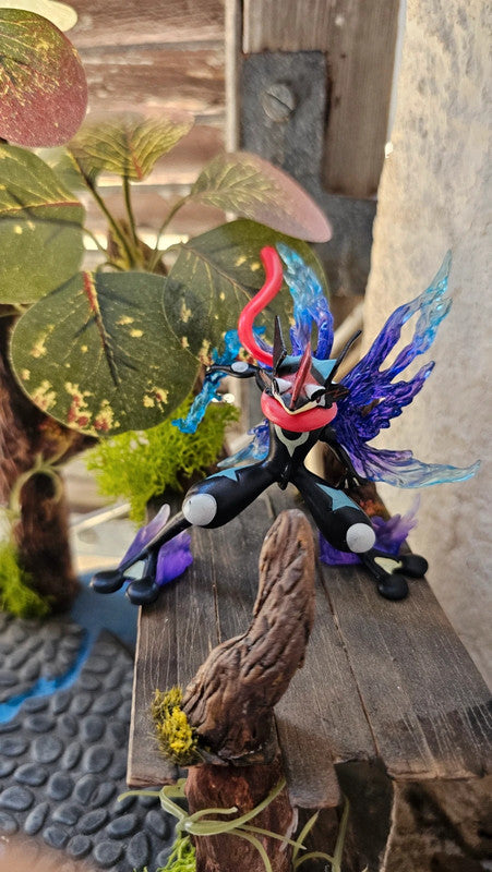 Super figurine Pokemon Amphinobi