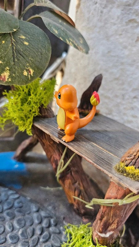 Super figurine Pokemon Nintendo tomy Salameche